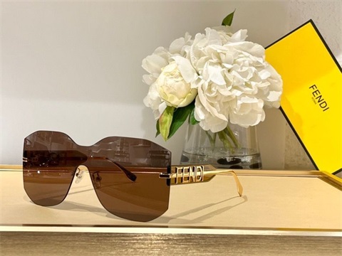 Fendi sunglass-182